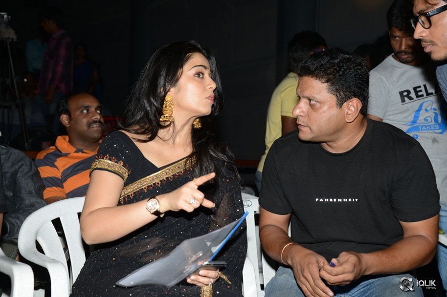 Jyothi-Lakshmi-Movie-Trailer-Launch